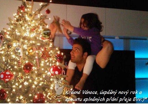 Vánoce 2011 (JenCarlos a Oriana)..